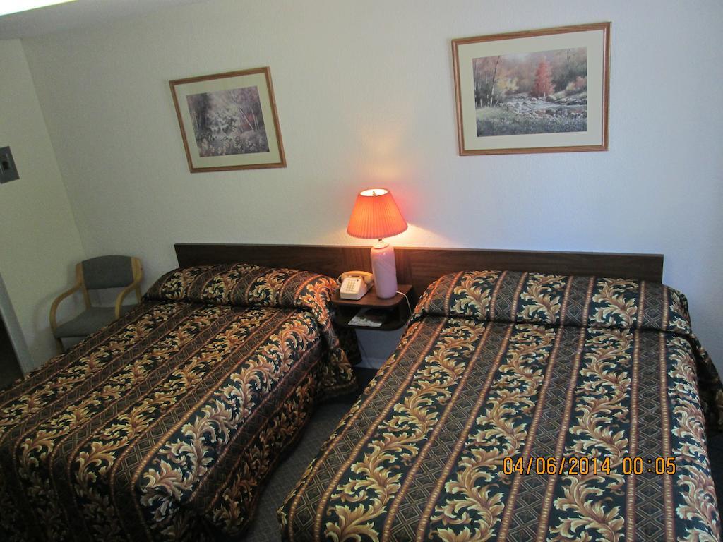 Evening Star Motel Greenwood Habitación foto